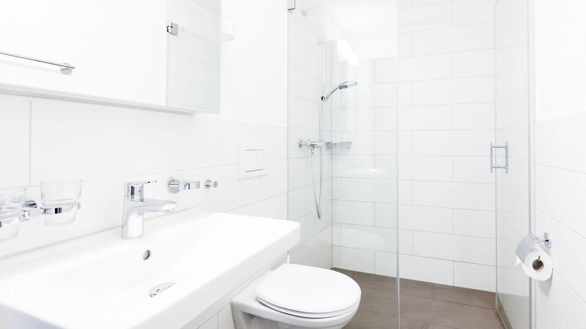 Swiss Star Longstreet - Self Check-In Apartment Zurich Exterior photo